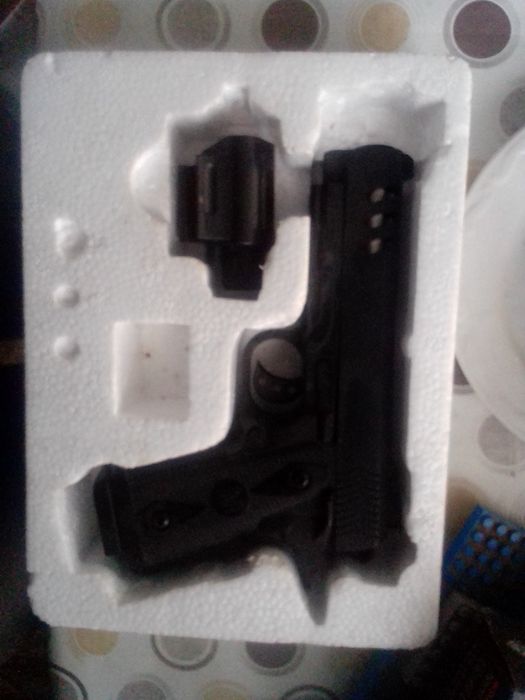 Дитячі іграшки .