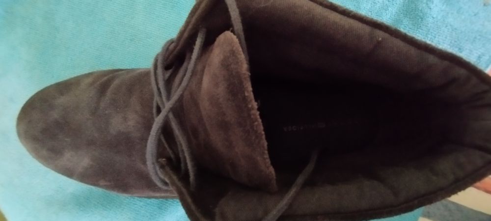 Buty męskie Tommy Hilfiger granatowe zamszowe rozmiar 43