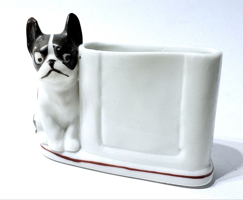 Raro antigo figurativo bulldog porta cartões de visitas em porcelana alemã Prager & Lojda Berlim - marcado