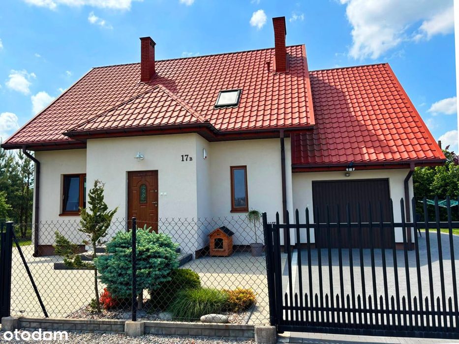 Przestronny dom wolnostojący z garażem