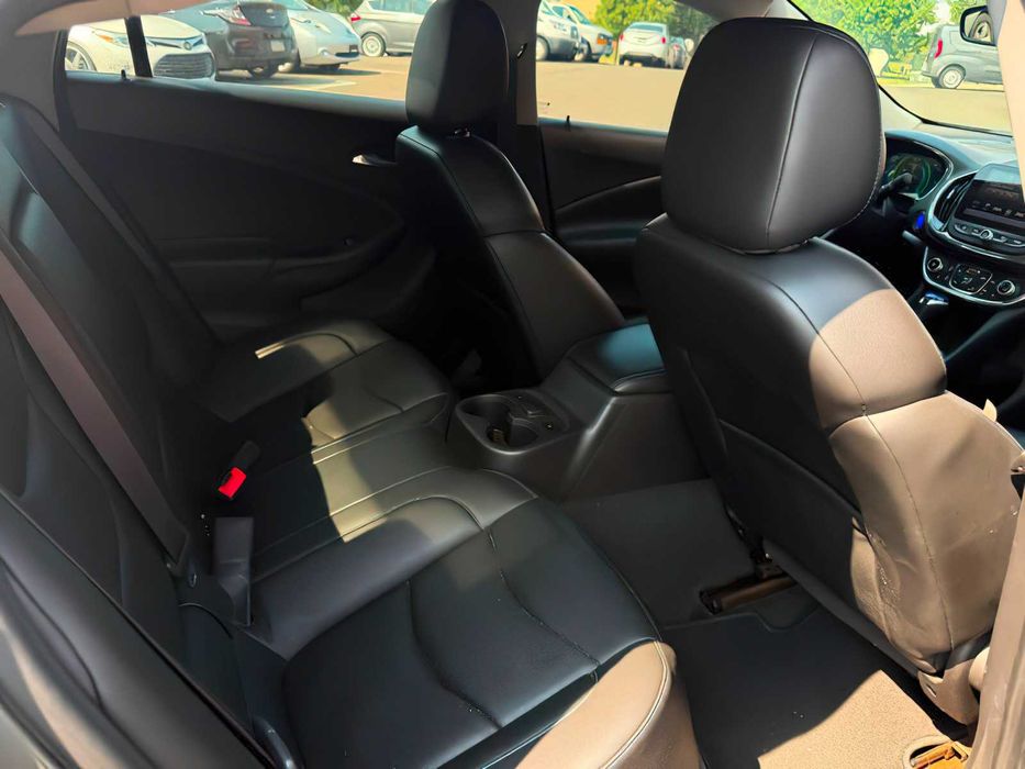 Chevrolet Volt Premier      2017
