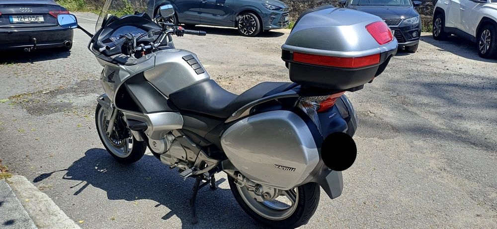 Honda Deauville 700 NT VA – 2012 | 15.917 kms | EXCELENTE ESTADO