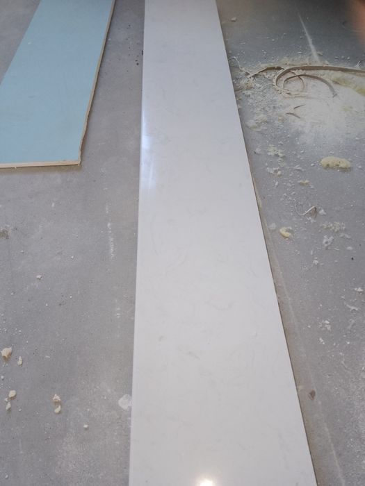 Parapet granitowy