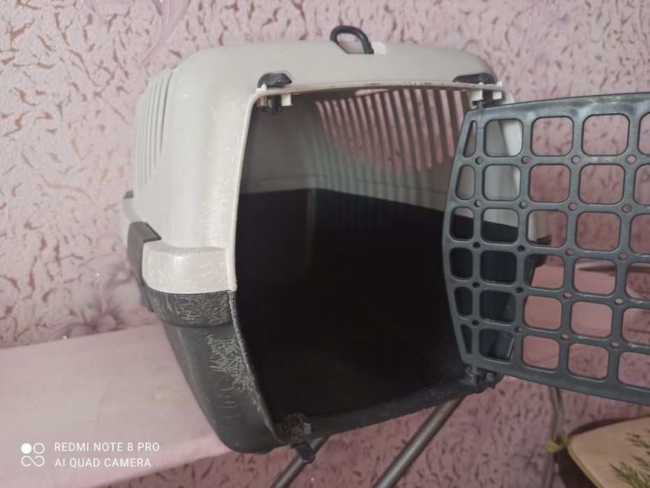 Переноска для котиків та песиків