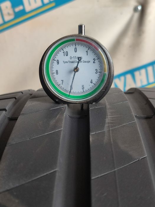 Шини bridgestone 255 35 r21 літо 23-й рік