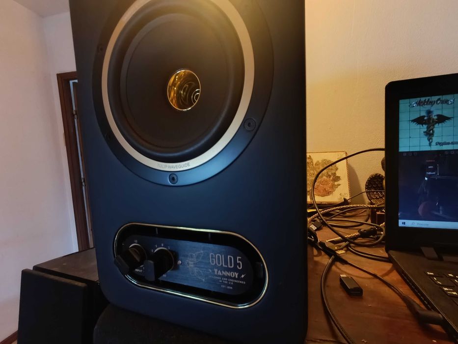 Tannoy Gold 5 monitor estúdio activo, 2x200w