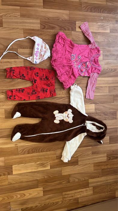 Одяг для дівчинки