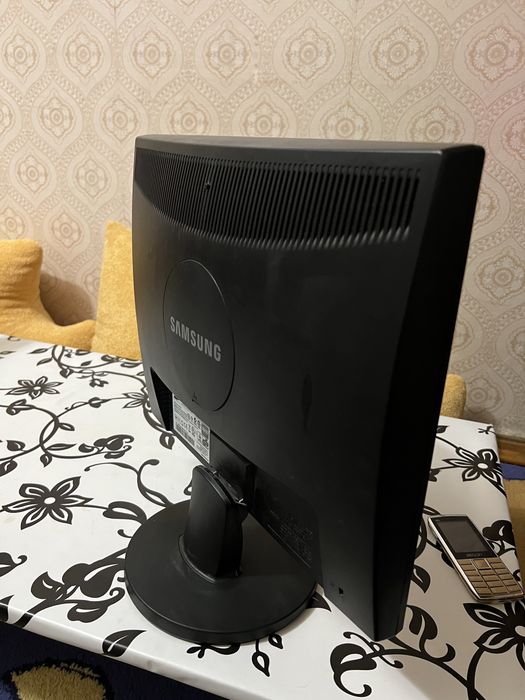 Монитор для пк компьютера Samsung Sync Master 943n