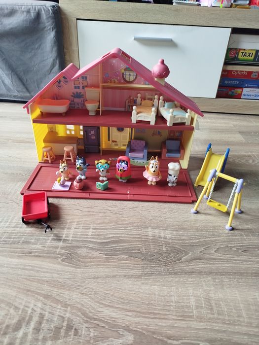 Domek bluey z akcesoriami