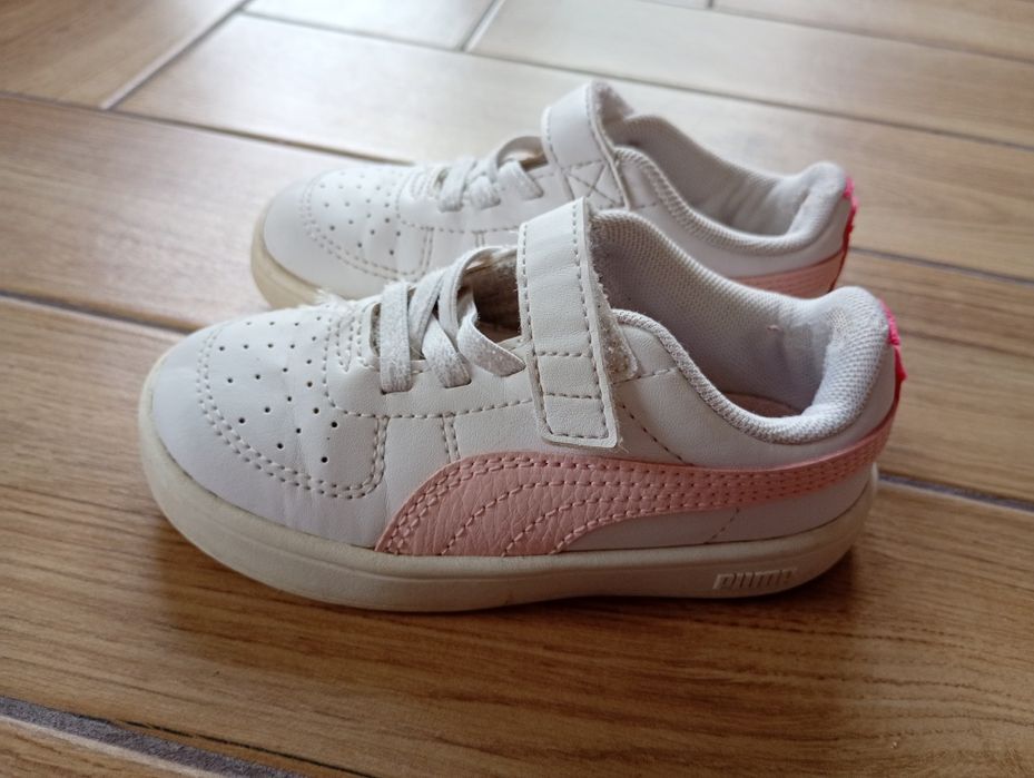 Buty sportowe Puma 24 dziewczęce