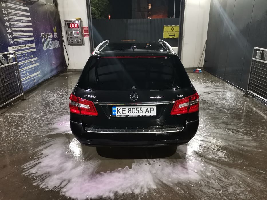 Продам Mercedes E200 W212