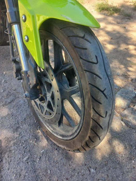 Мотоцикл Lifan 200