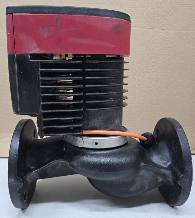 Bomba circuladora Grundfos Magna1