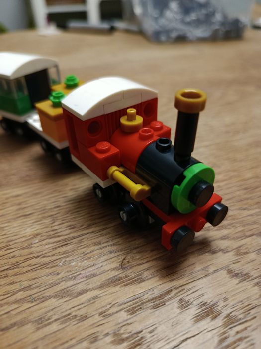 Lego creator 30584 Świąteczny pociąg