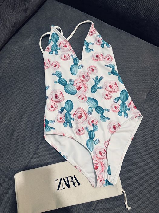 Damski stroj kapielowy w kwiaty bikini rozm M