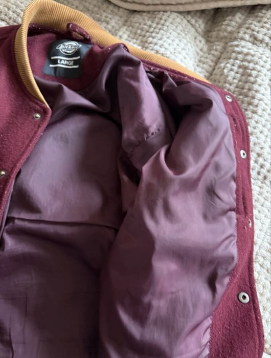Casaco Varsity Dickies Bordeaux Tam. L