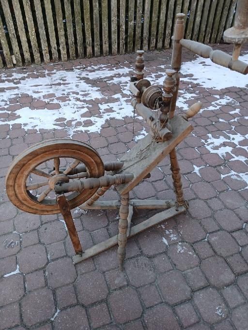 Zabytkowy kołowrotek