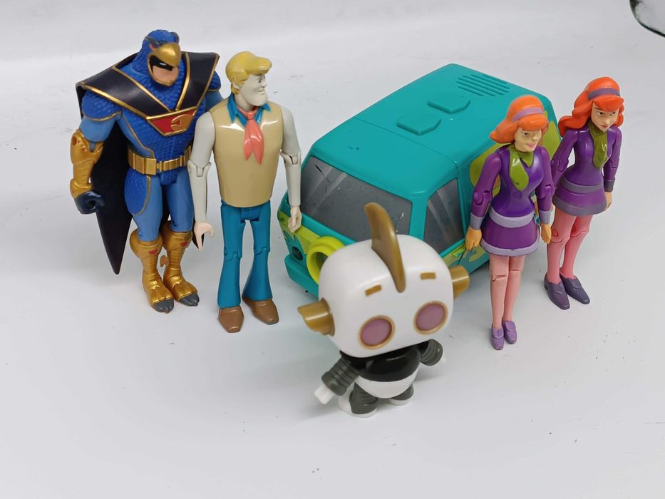 Zestaw 6 figurek zabawki Scooby Doo Fred Blue Falcon Daphne