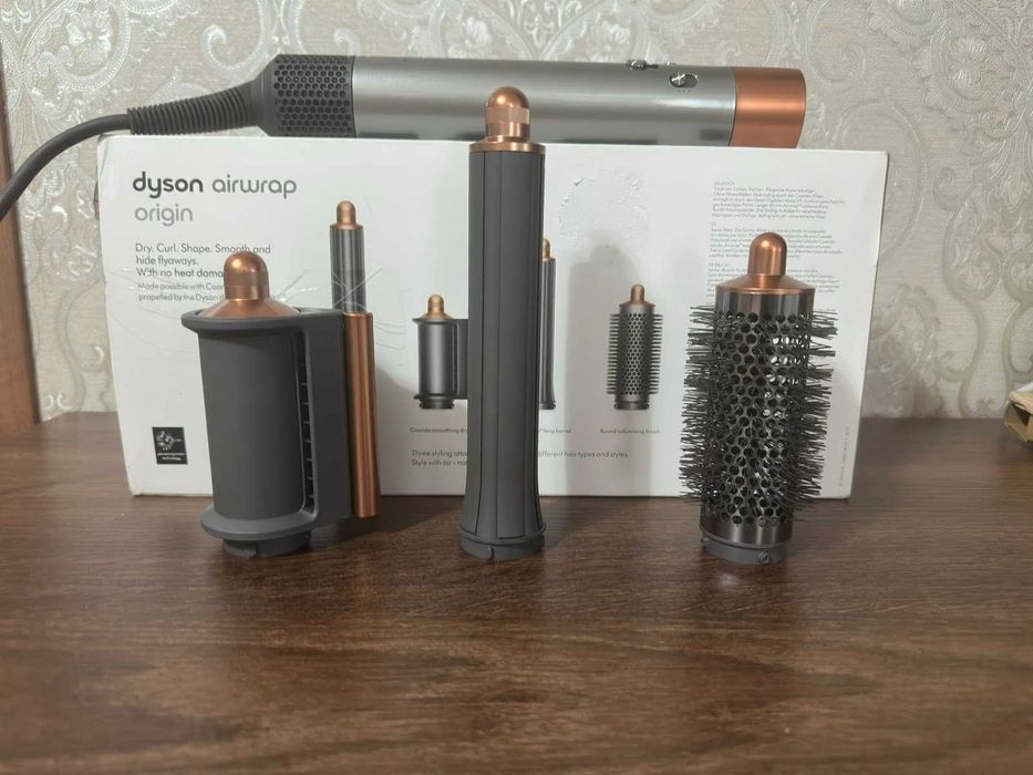 Стайлер для довгого волосся Dyson Airwrap ВЖИВАНИЙ