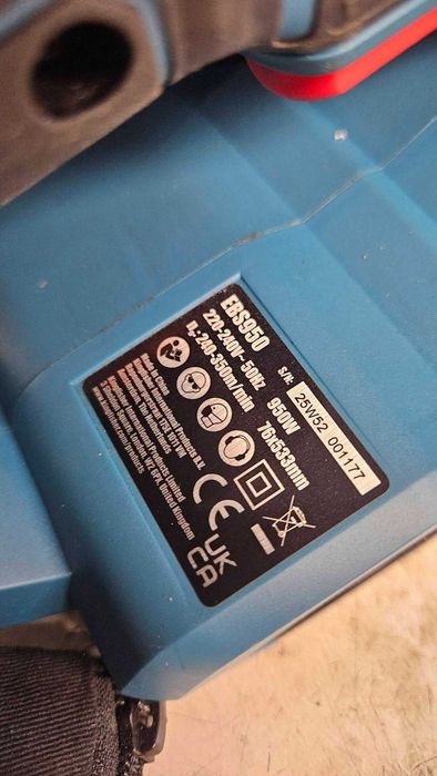 Szlifierka taśmowa Erbauer 950 W