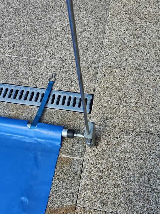 Cobertura de piscina em bom estado (apenas 6 mês de uso) para piscina 3×6 metros