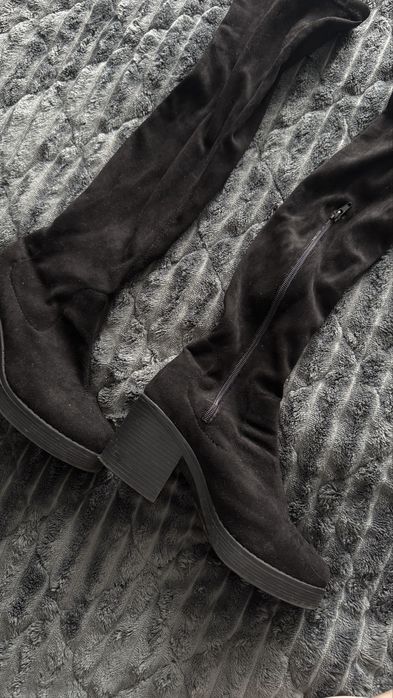 Замшефі ботфорди