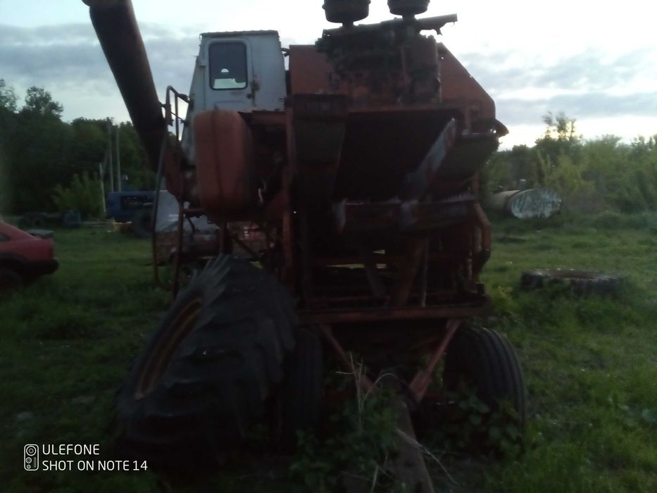 Продам комбайн Нива 5