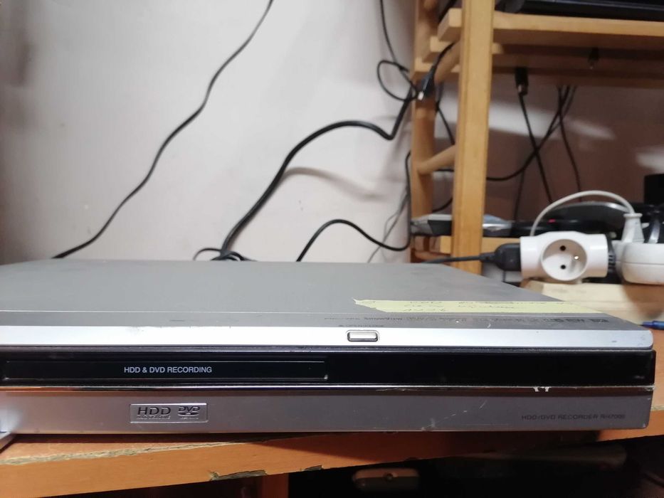 Nagrywarka LG RH7000 80GB