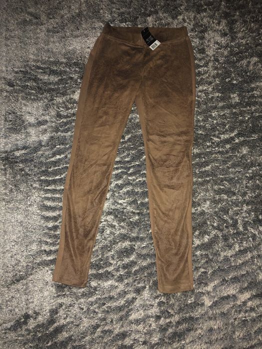 Legginsy z materiału imitującego zamsz brązowe Esmara S 36/38