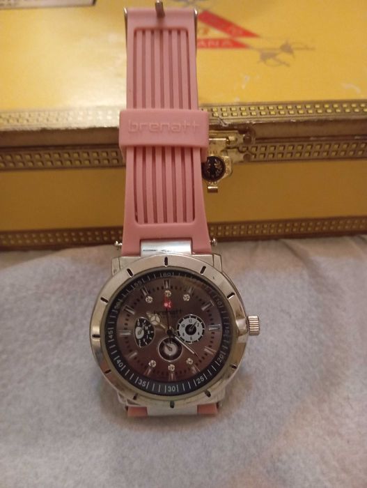 Relógio brenatt japonês