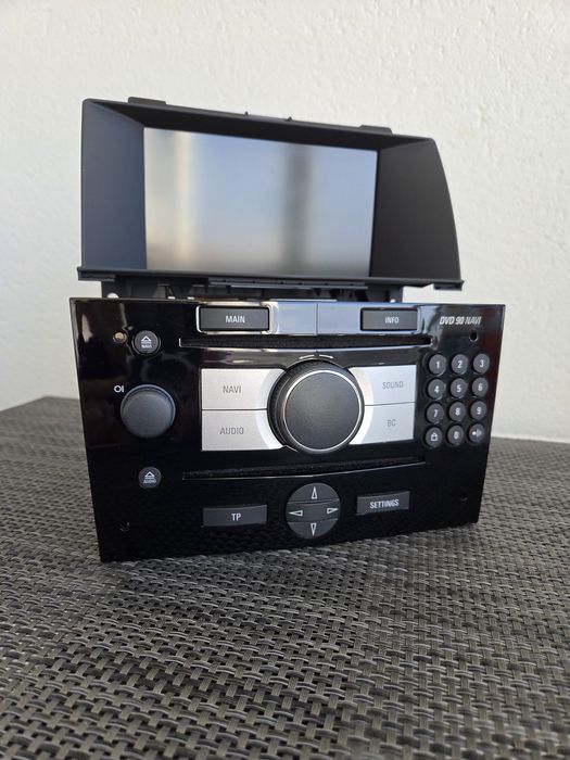 Conjunto ecrã Cid 3 linhas / Rádio Dvd90 Navi Opel Astra H