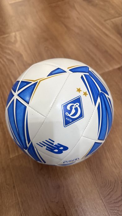 Мʼяч «Динамо» (Розмір 5). New Balance, оригінальний