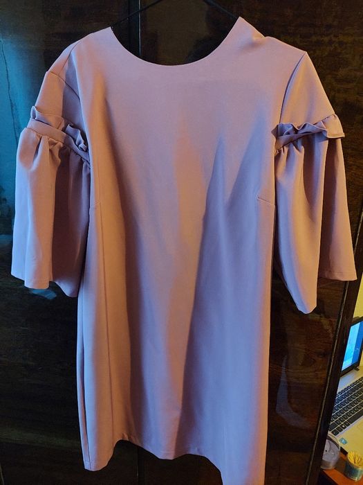 Платье пудрового цвета