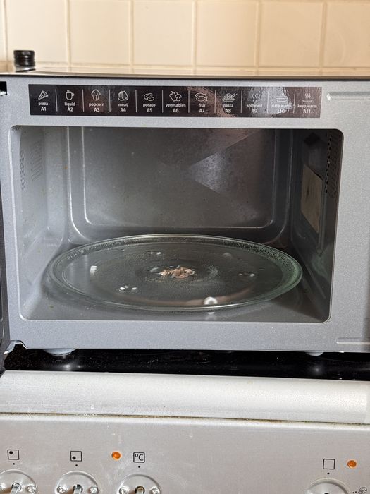 Мікрохвильова піч Gorenje MO20A3B