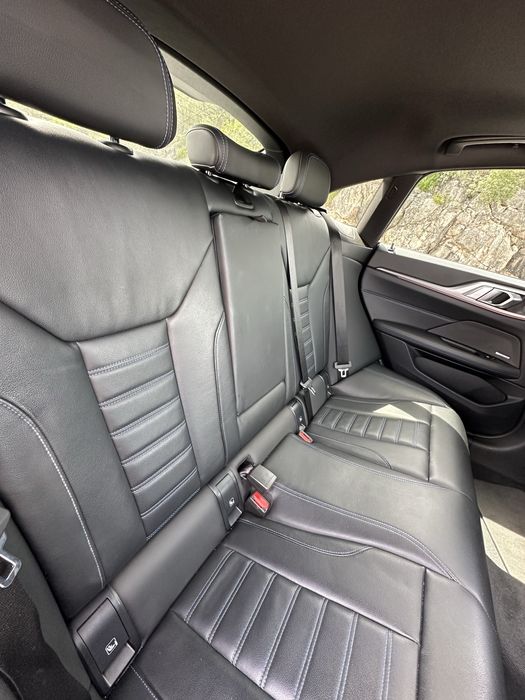 BMW I4 M50 veiculo de garagem