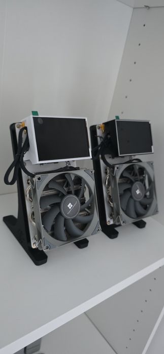 NerdQAxe++ Rev6.1 Bitcoin Miner – Custom Built / Ready to Mine