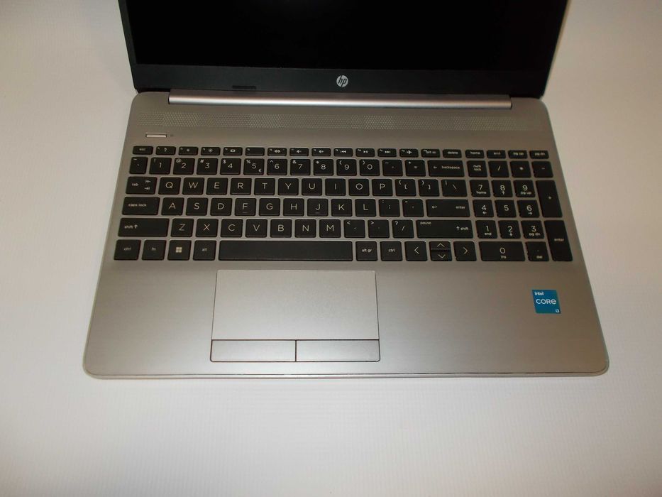 HP 15,6" na Intel 11-gen. / Prawie nowy, Gwarancja