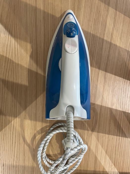 Ferro de engomar Tefal