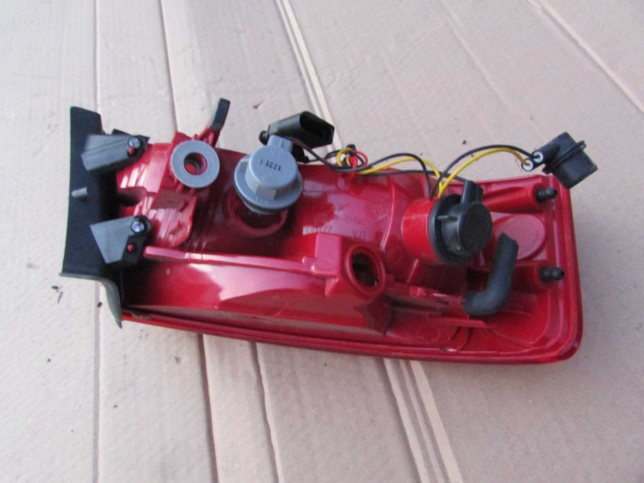 audi a5 8t0 lampa tyl prawa sportback