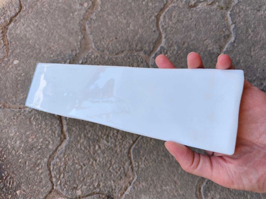 Azulejo "EcoCeramic" 7,5x30 Branco Brilhante Efeito Rústico – Novo