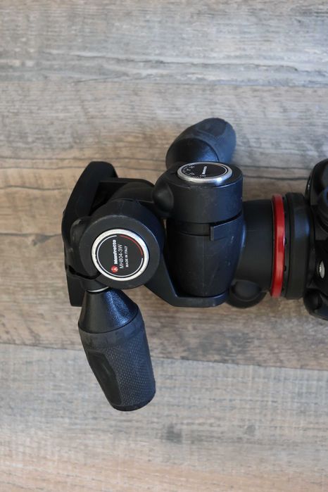 Manfrotto 190 Go! фото штатив про клас. Manfrotto MHXPRO-3W,