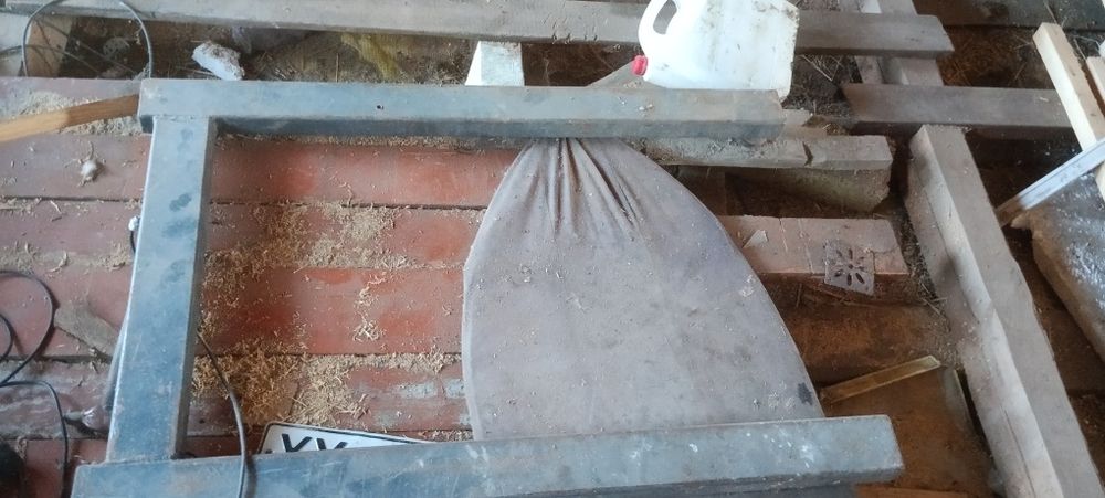 Продаю ваги indicator MB6