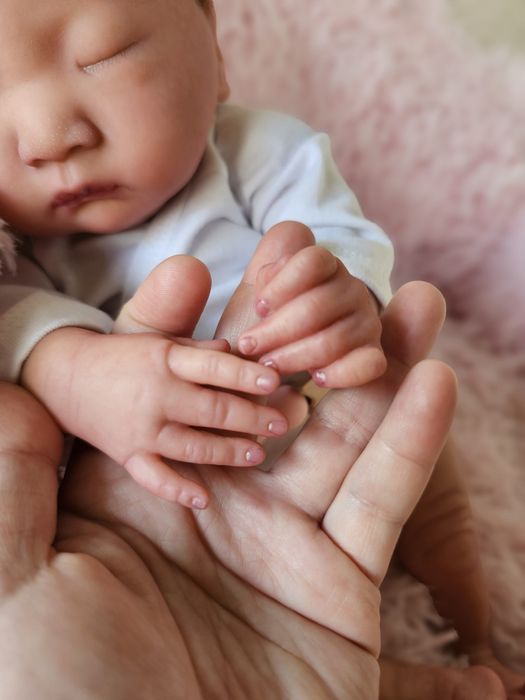Bebé Reborn asiática oriental original para colecionador com certifica