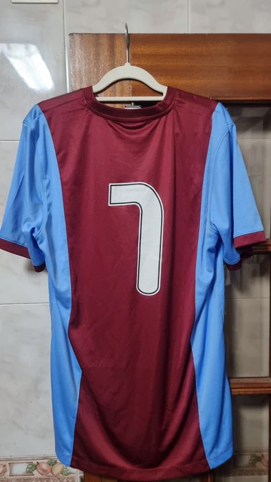 Camisola retro do  grupo desportivo de Chaves