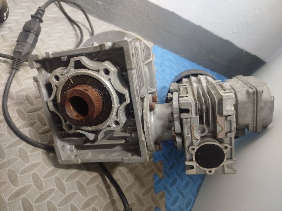 Motoreduktor pieca Defro EKR