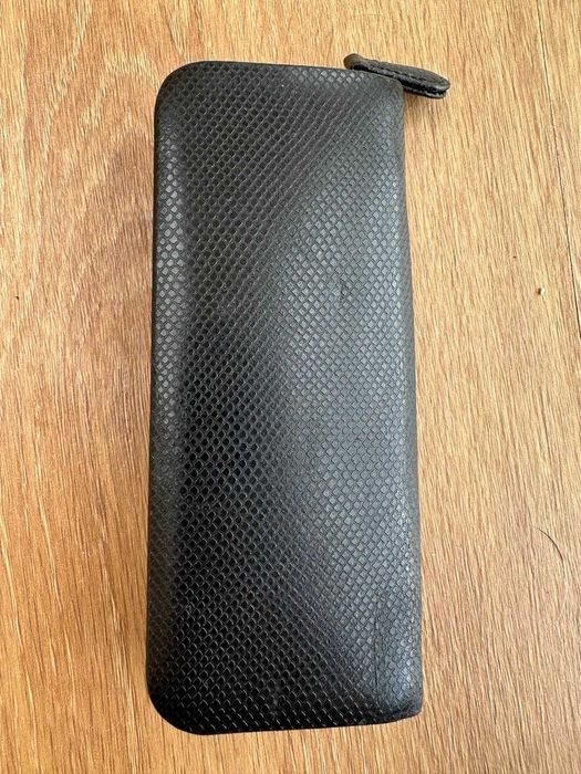 Porta-canetas Montblanc Meisterstück para 2 canetas com fecho zip — Luxo Clássico
