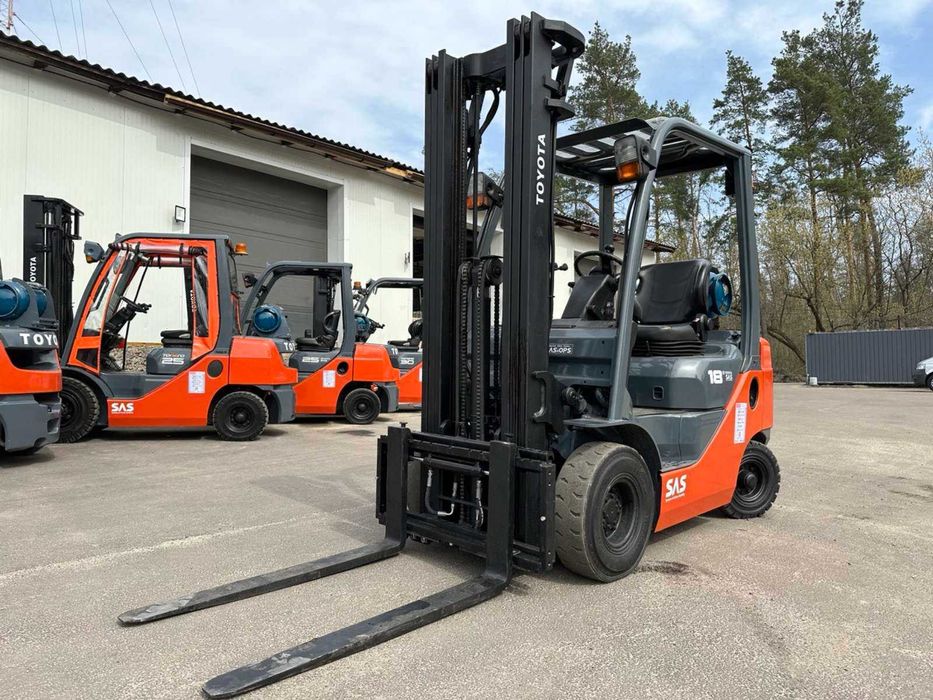 Газовий навантажувач TOYOTA 02-8FG18, (погрузчик Тойота)