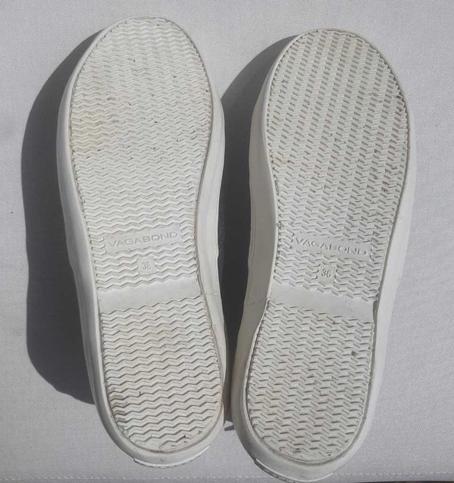 Vagabond  sneakersy damskie  skóra naturalna r.36