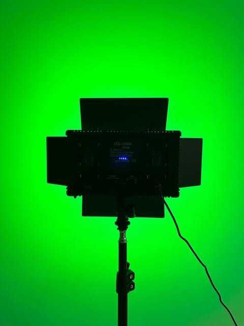 студійне освітлення для зйомки рілзів/відеосвітло Led Pro 600+ RGB