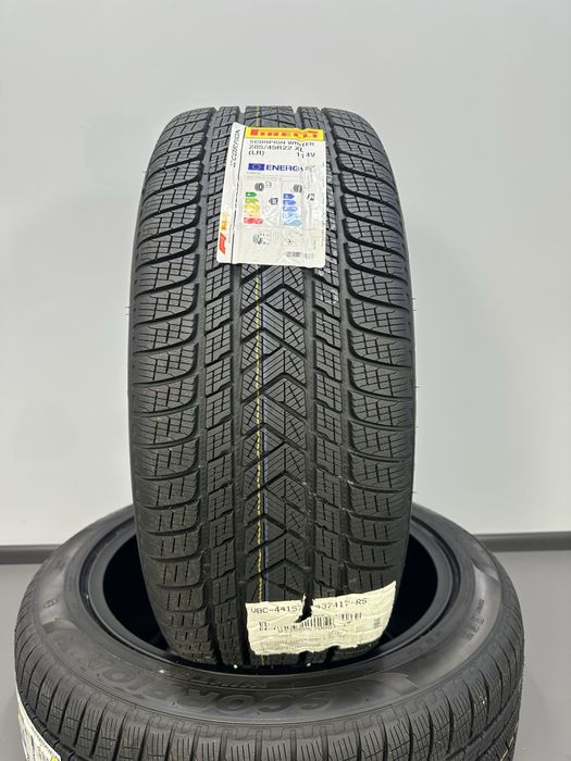 Нові зимові шини Pirelli Scorpion Winter 285/45 R22 114V Land Rover